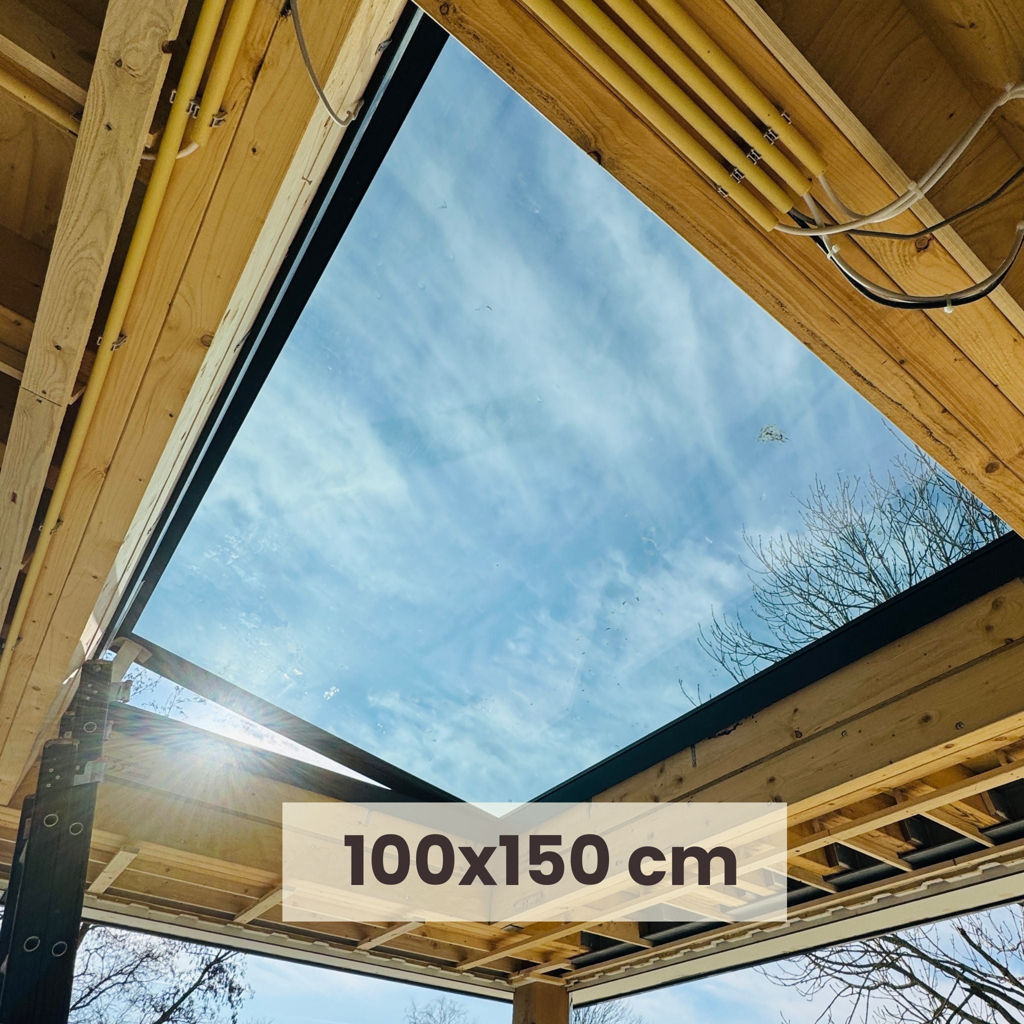 100 x 150 cm Dakraam elektrisch openen