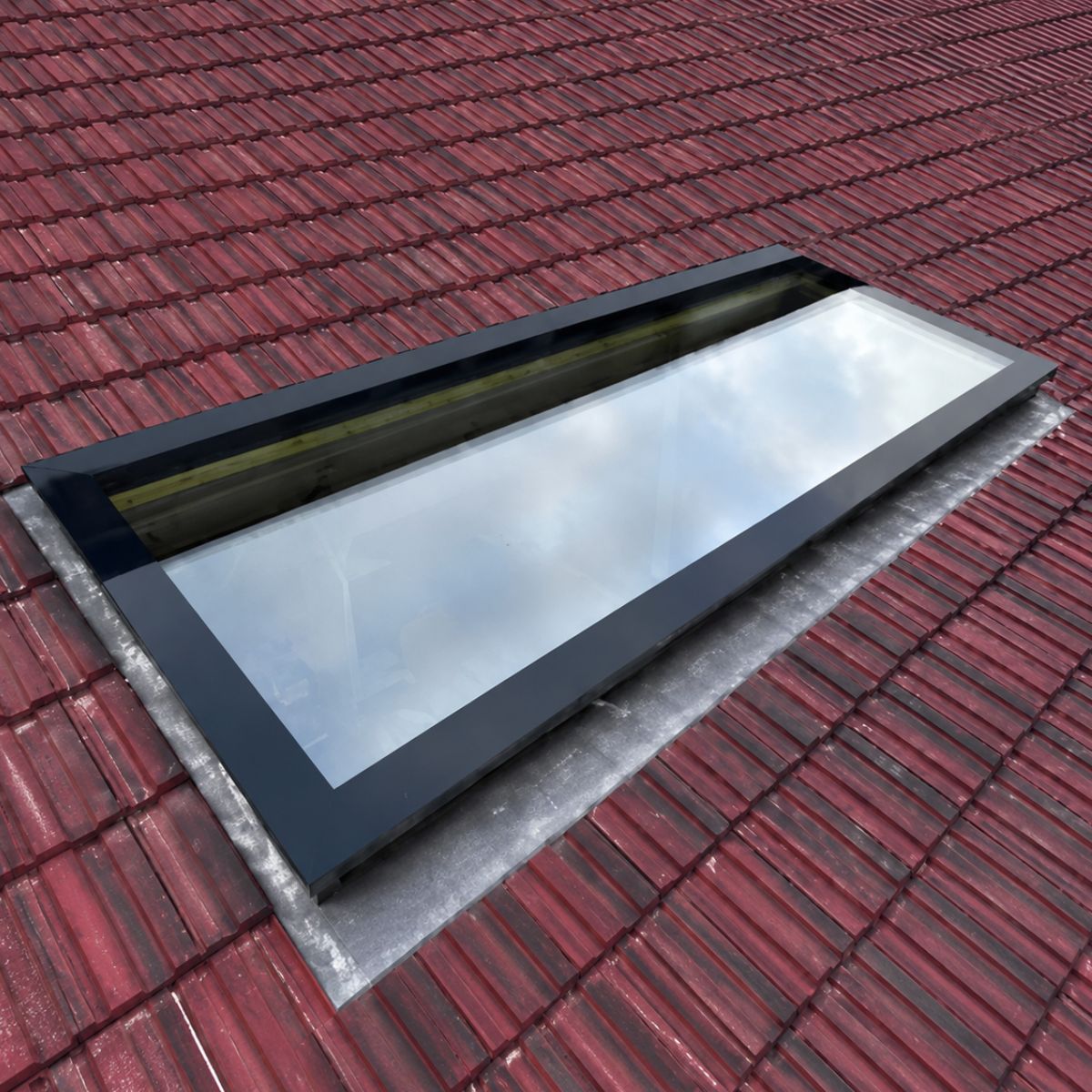 Dakraam schuin dak 30 x 30 cm, Driedubbel glas, U-waarde: 0,9 W/m²K