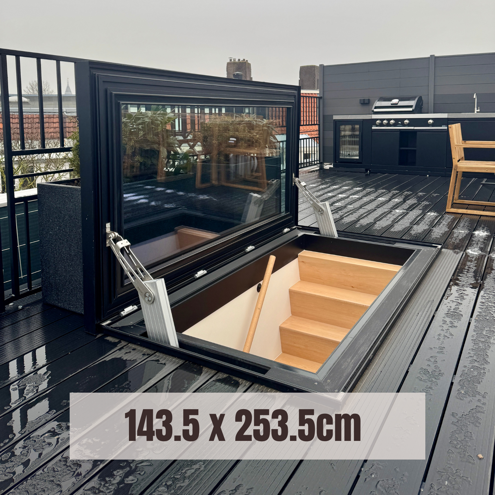 143.5 x 253.5 cm Elektrisch Daktoetredingsluik
