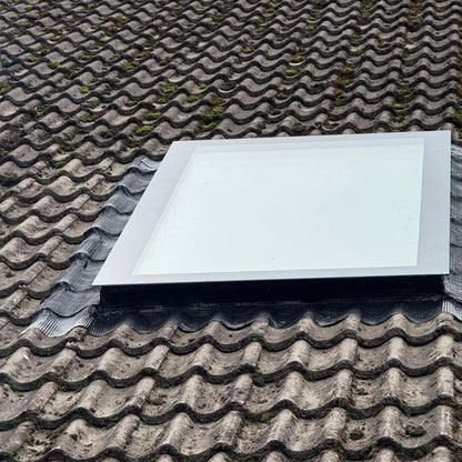 40 x 40 cm Dakraam schuin dak, Driedubbel glas, U-waarde: 0,9 W/m²K