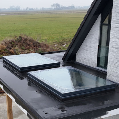 120 x 120 cm Dakraam elektrisch openen