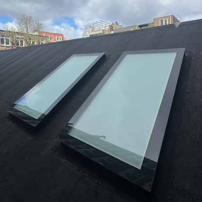 30 x 30 cm Dakraam schuin dak, Driedubbel glas, U-waarde: 0,9 W/m²K
