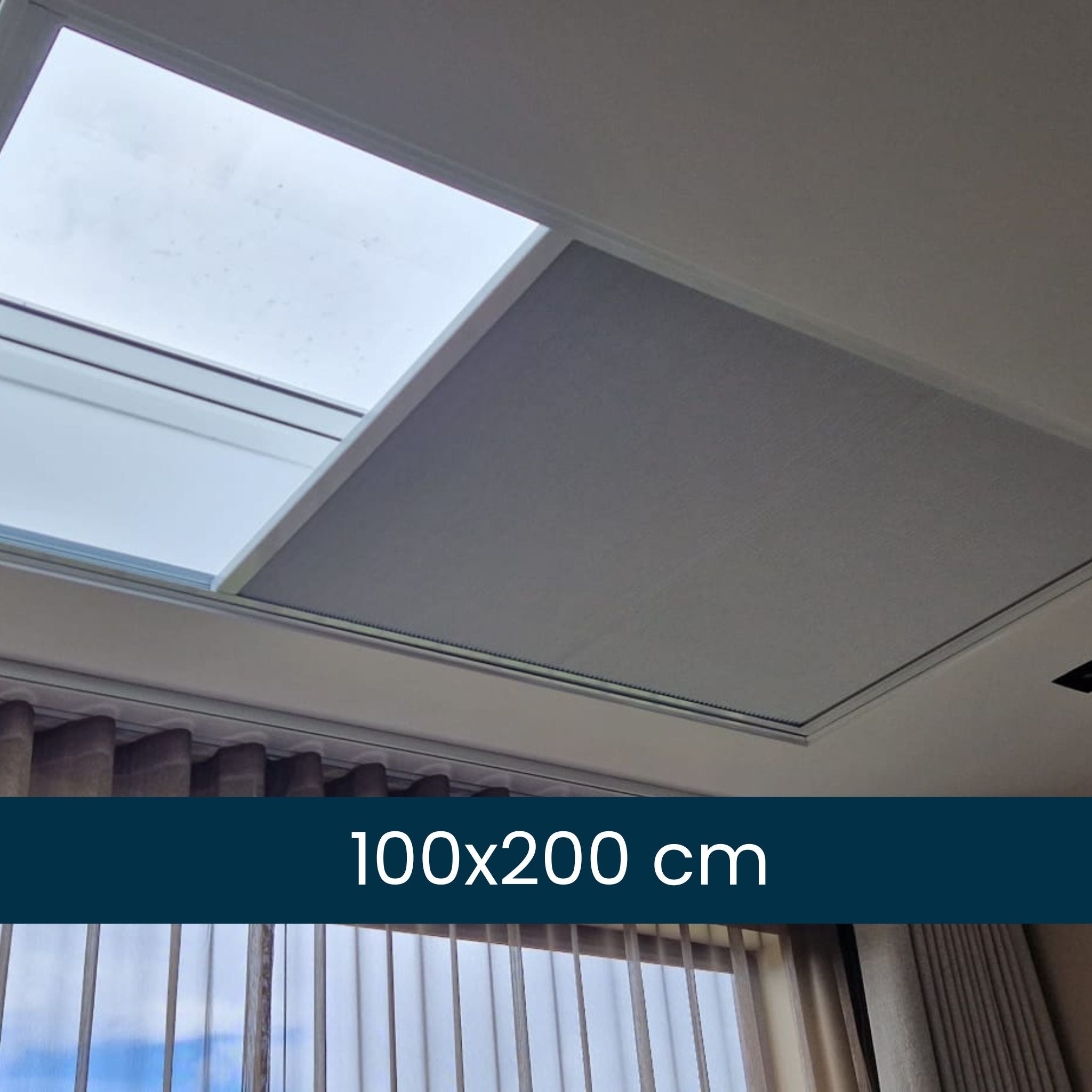 Rolgordijn Dakraam plat dak open 100 x 200 cm